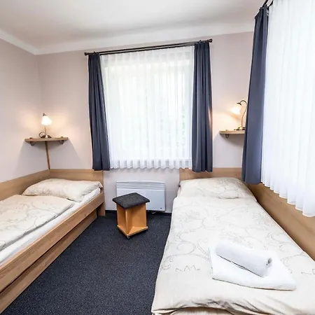 Parkhotel Skalni Mesto ホテル