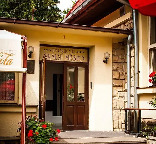 Parkhotel Skalni Mesto 3*